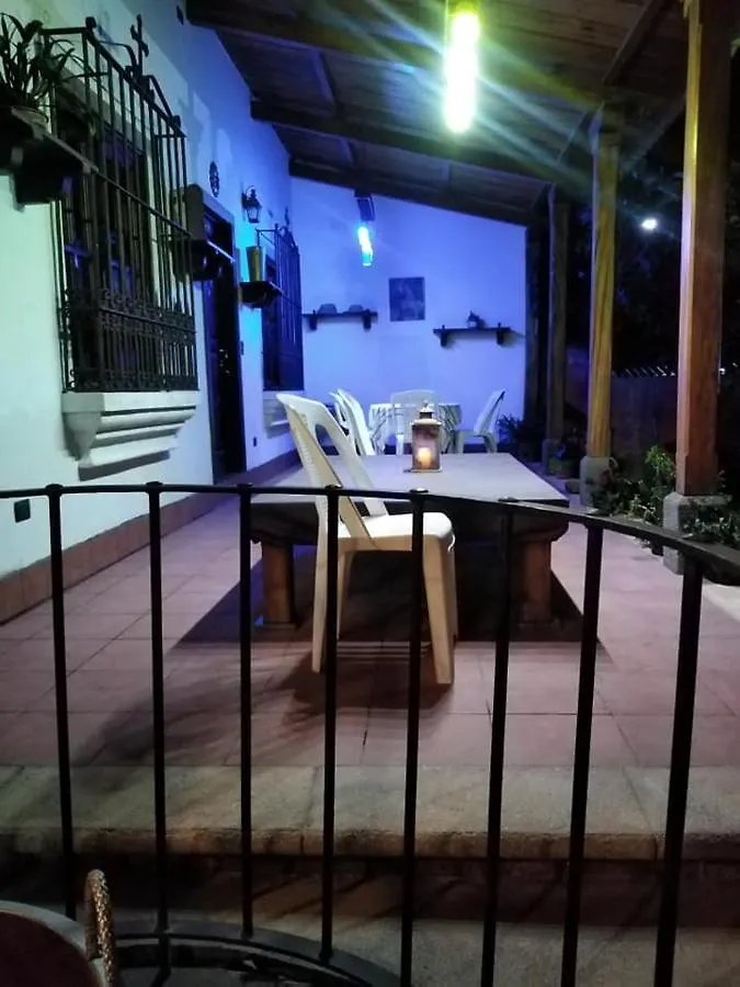 Cafe Jardin De Los Suenos Apartment Antigua Guatemala